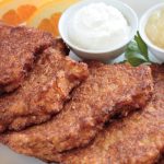 Langer's latkes (potato pancakes)