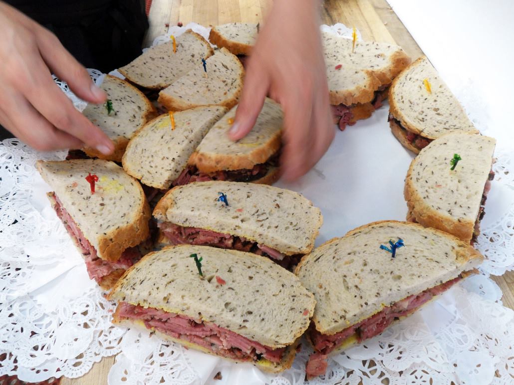 Langer's Deluxe Sandwich Platter